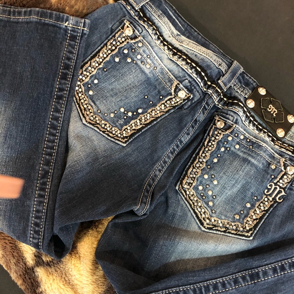 Miss me capris size 28